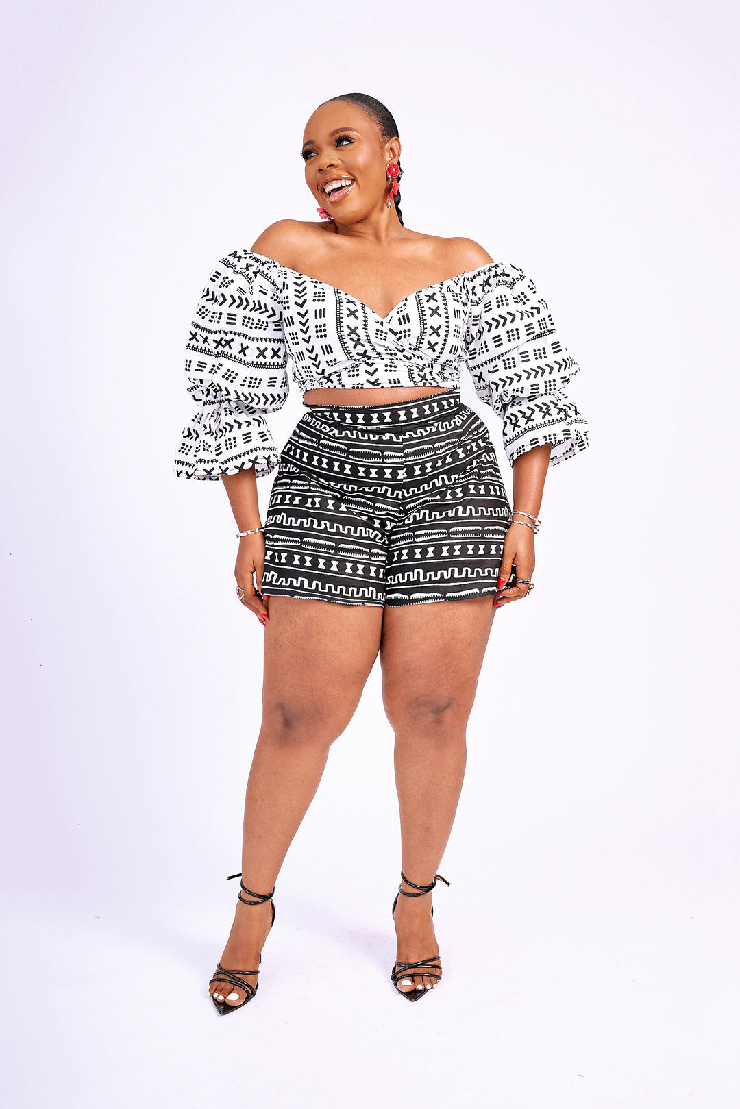 African Print Tosin Shorts - African Clothing for Women L / SHORT - 15" (HEIGHT 5'2"-5'4") African Print Tosin Shorts - African Clothing for Women L / SHORT - 15" (HEIGHT 5'2"-5'4")